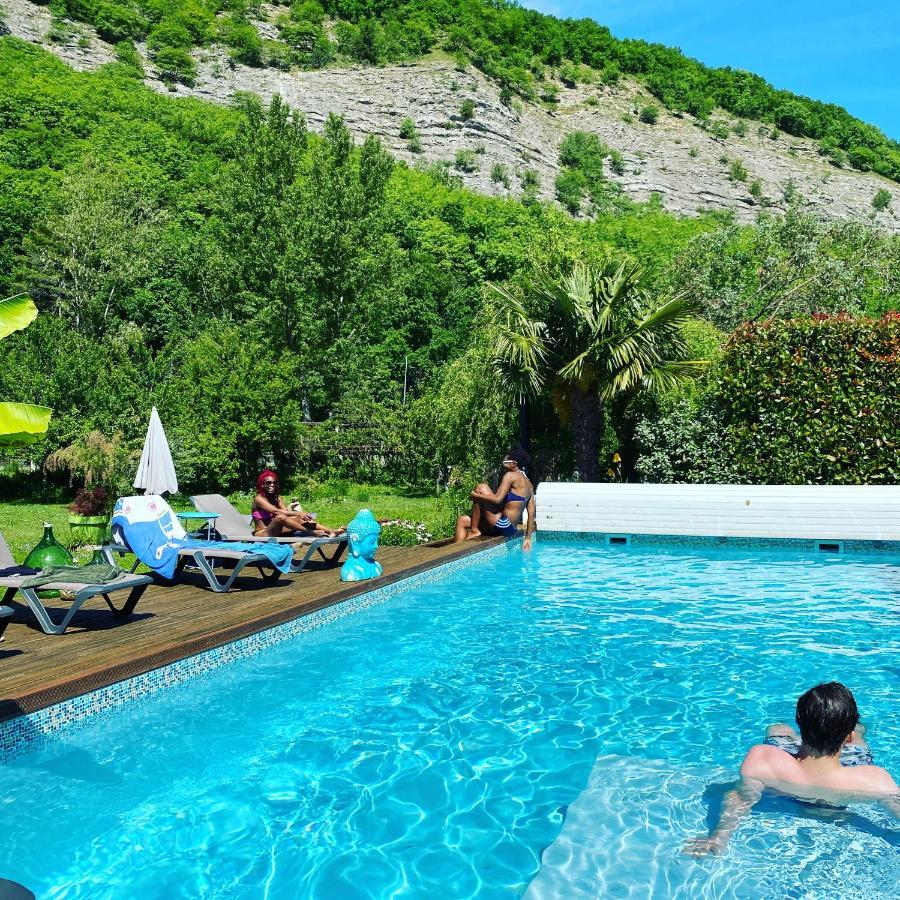 Gite L'O Bleue (Adults Only) Varces-Allieres-et-Risset Exterior photo